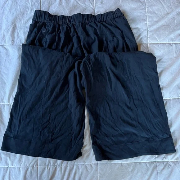 Lululemon Ebb and Flow Leggings | Size 8 - Picture 10 of 11